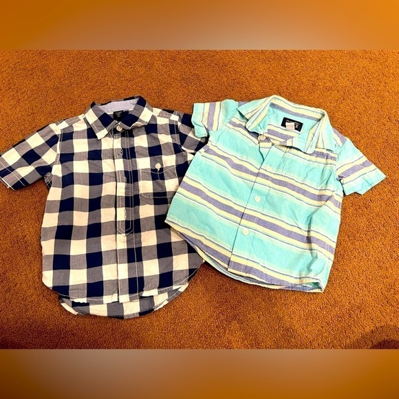 Bundle of 2 Toddler Boys Short Sleeve Collared Button Down Shirts Size 18-24 M - Picture 1 of 5